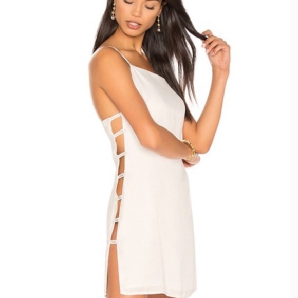 NWT Revolve ‘H:ours’ brand sexy/comfort dress w button detail Sz Small. QUALITY - Picture 2 of 10